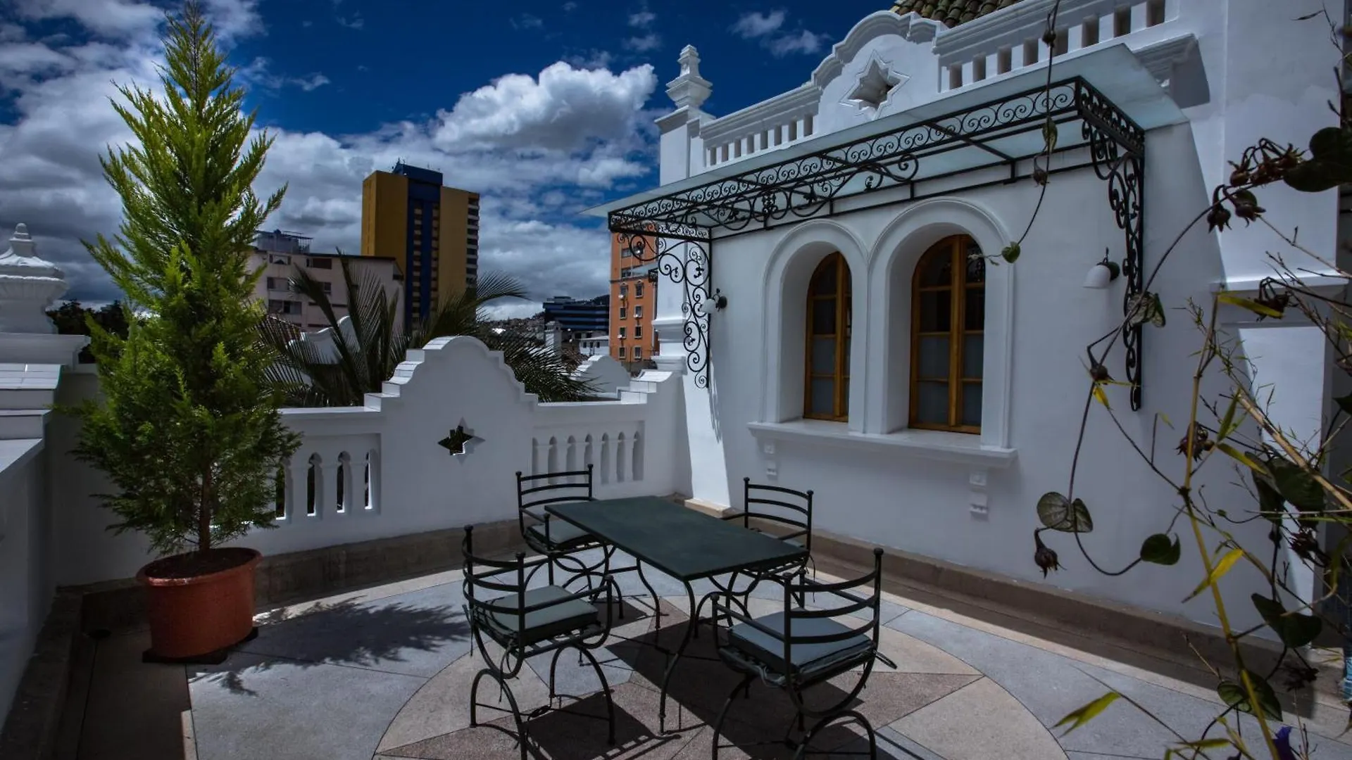 ****  Cultura Manor Hotel Quito Ecuador